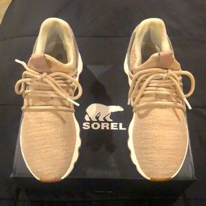 SOREL WOMEN’S KINETIC LACE Tennis shoes